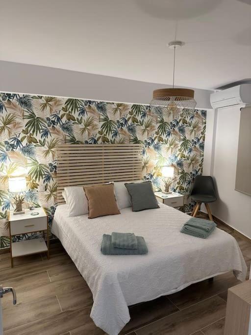 Waterfront 3 Bed Apartment, 90M From The Beach Platja de Larenal 외부 사진
