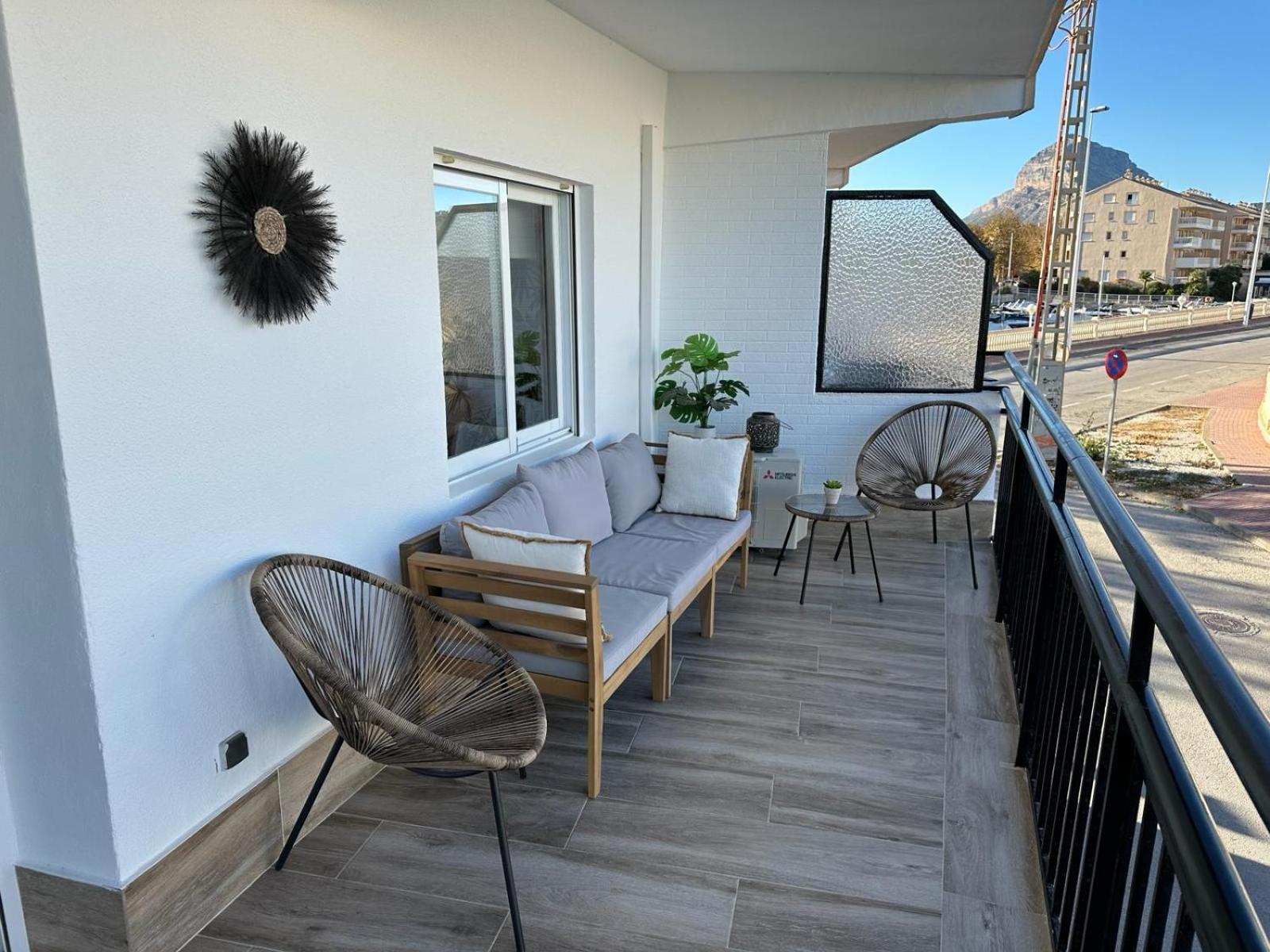 Waterfront 3 Bed Apartment, 90M From The Beach Platja de Larenal 외부 사진