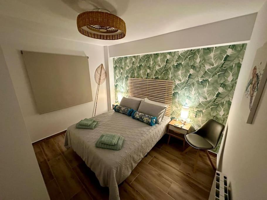 Waterfront 3 Bed Apartment, 90M From The Beach Platja de Larenal 외부 사진